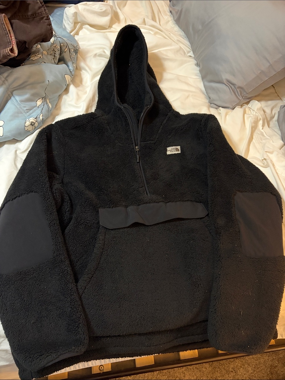 The North Face Men's Black Sherpa Half-Zip Hoodie